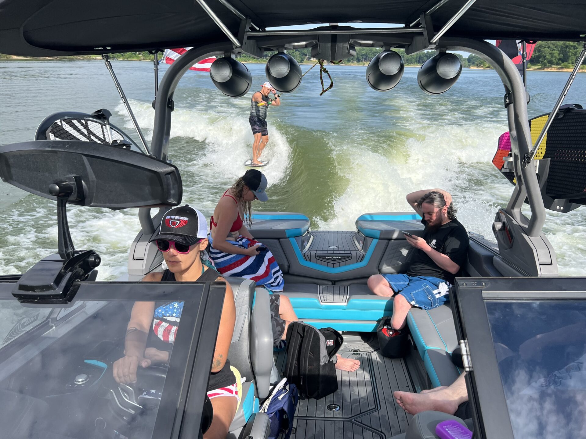 Wakeboard Boat Surfing